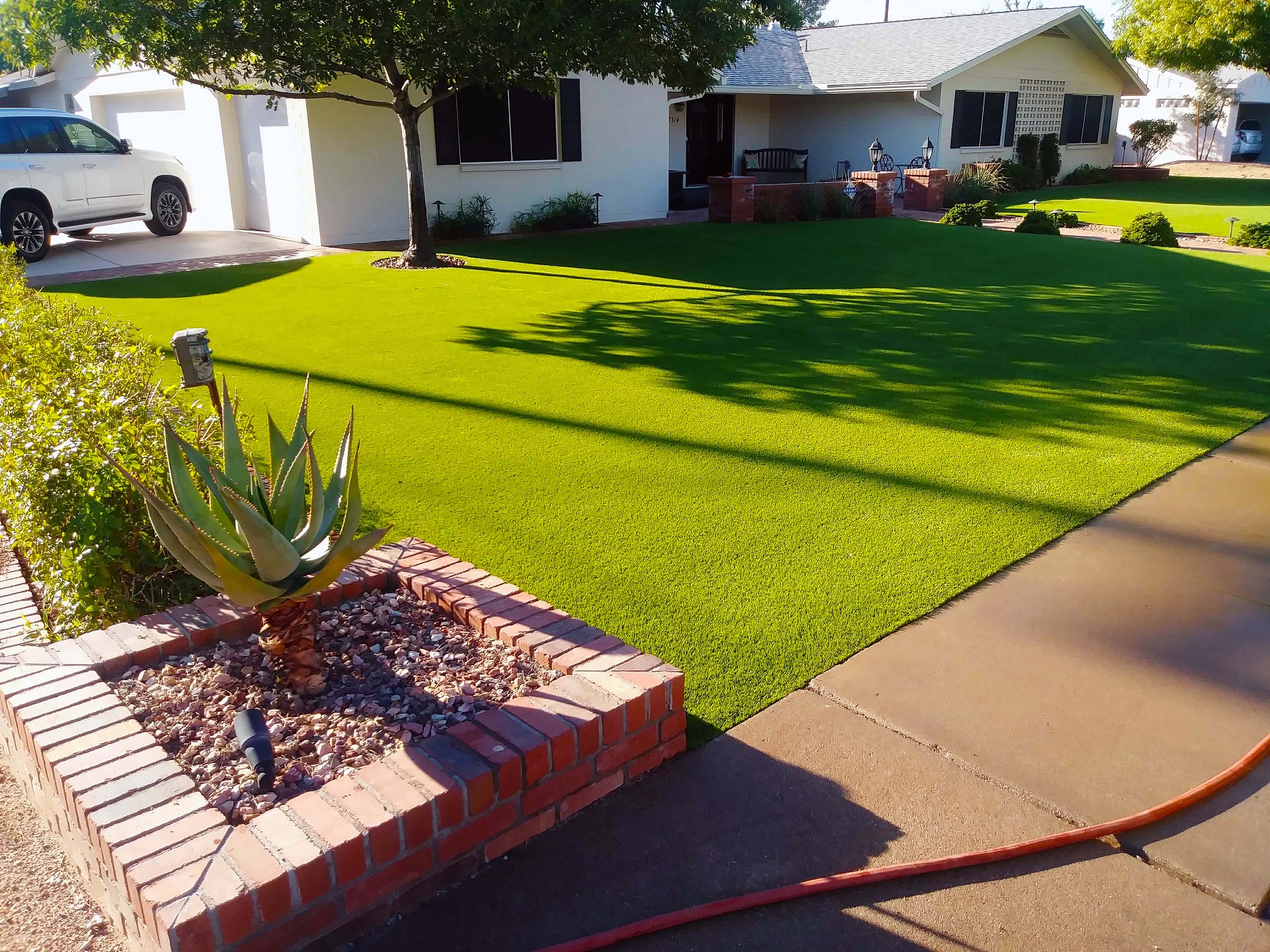 Best Artificial Grass Installation Experts